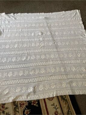Vintage crochet table cloth
